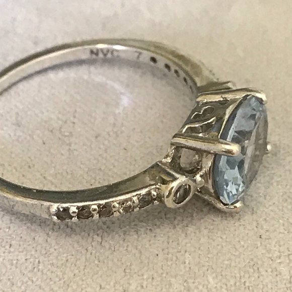 AVON Sterling Silver Created Aquamaring Ring Size - Picture 2 of 7